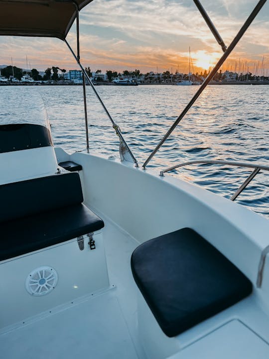 Apollo Center Console for Fishing or Daily Trips in Kos