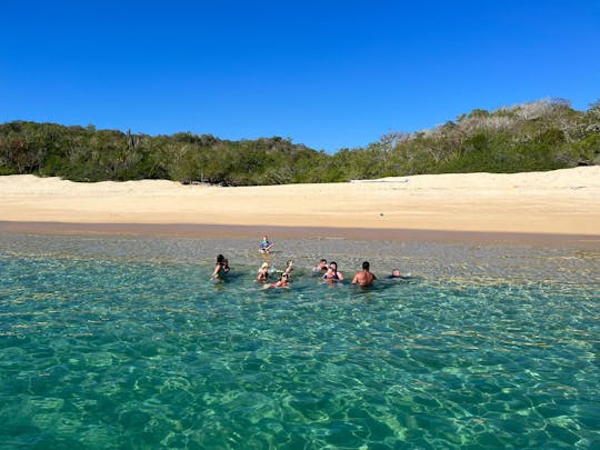 Recorrido de lujo en yate de 53 pies por las bahías de Huatulco