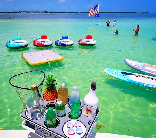 Bar de areia com tudo incluído, mergulho com snorkel, churrasco, passeios turísticos e barco de 26 pés ao pôr do sol