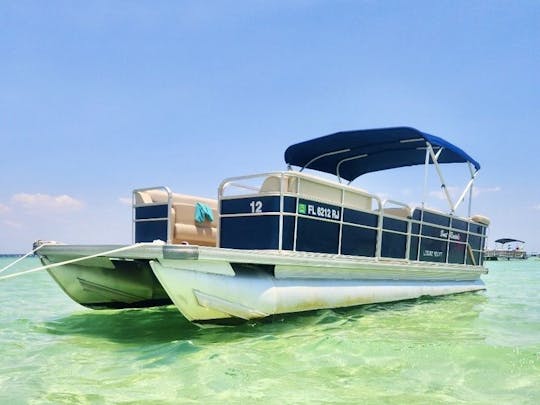 Luxurious 24' Pontoon with lounge seating and mini deck in Fort Walton Beach