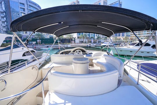 Luxurious Azimut Princess 50ft for 14 person!