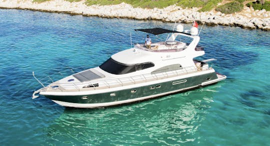 Bateau VIP personnalisé de 66 pieds à Bodrum