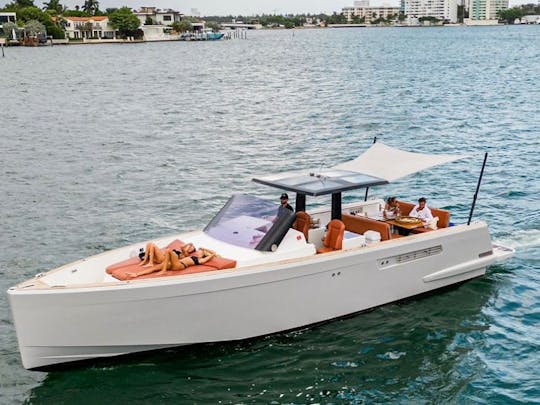 ENJOY MIAMI with 40ft JFORD!!!!