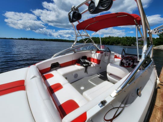 Seadoo challenger Sport Powerboat for Charter in Toronto