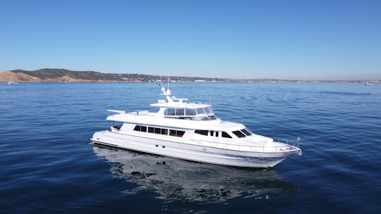  93ft Mega Yacht for Lake Washington Puget 