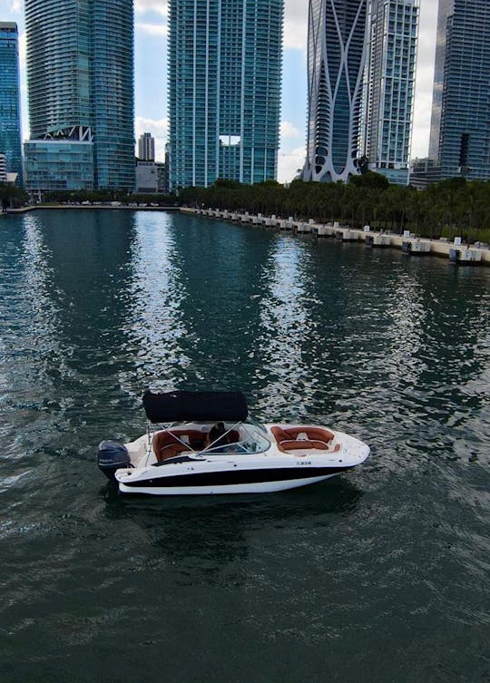 Awesome! 24' Hurricane in Miami, Florida! Best PRICE, best Experience!