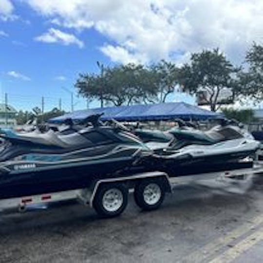 2023 Yamaha VX Jet Skis para alugar (4 esquis disponíveis) em Largo, Flórida