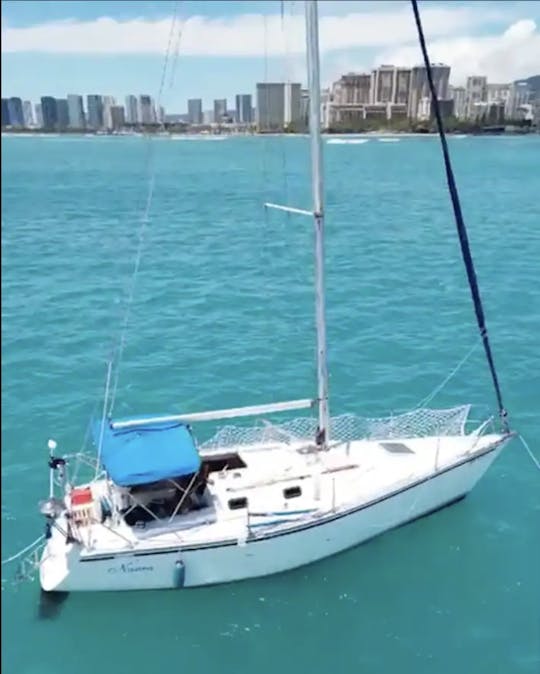 Waikiki Sunset Boat Charters and Custom Day Tours