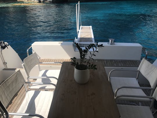 Yacht à moteur Piantoni Fantasy 45 - Croisières privées quotidiennes - île de Poros