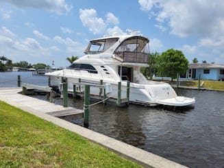 Incroyable yacht de luxe Sea Ray de 58 pieds avec le capitaine Steve 