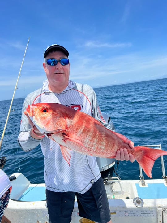 Aluguer de barcos para pescadores esportivos de 28 pés em Guanacaste, Costa Rica