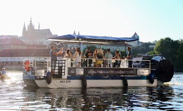 Barco de bicicleta fretado em Praga