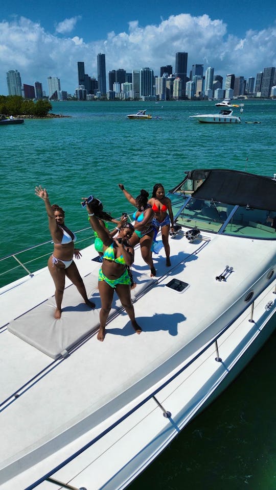 55' SEA RAY Yacht -$100 OFF, 1 free hour of jetski OR 1 extra hour boat ride