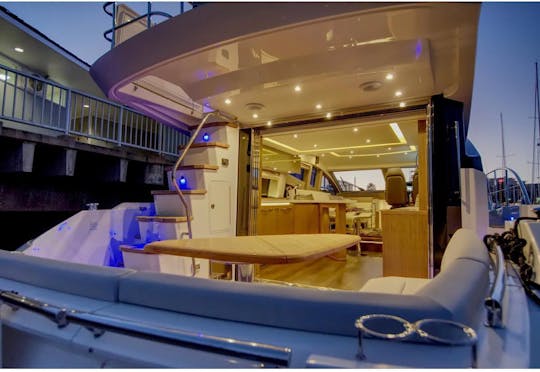 Newest Sea Ray modern and spacious 