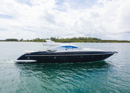 El mejor alquiler de yates en Miami 5 veces más servicio de atención al cliente con moto acuática gratuita