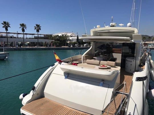 Barco Azimut 68 ZIPI ZAPE para alugar em Denia 