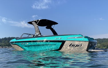 New Tige 23zx Luxury Wakesurf and wakeboard boat on Lake Muskoka
