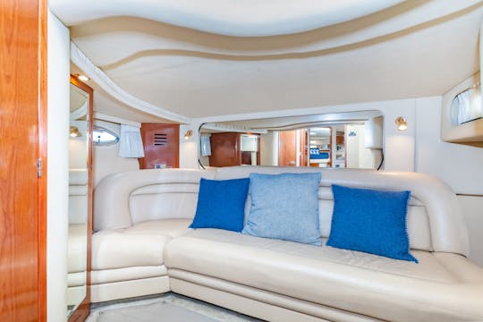 🐬 Profitez de Miami à bord du Huge SeaRay 55' - Meilleure expérience en yacht 💕