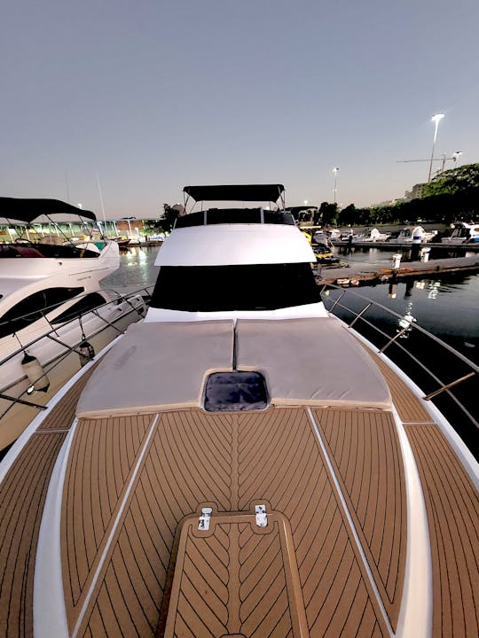 Yacht Tecnomarine de 50 pieds pour 20 personnes à Rio de Janeiro
