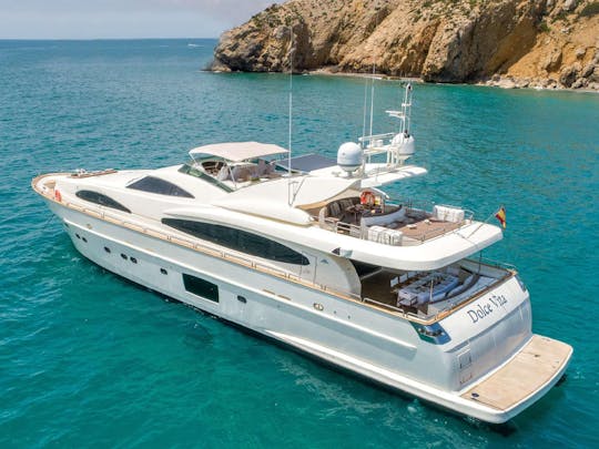 Astondoa 102 GLX DOLCE VITA IV Power Mega Yacht Rental in Eivissa, Illes Balears