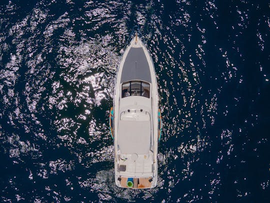 DON JONI || Luxury at the magnificent Azimut 55ft, cruising like a pro.