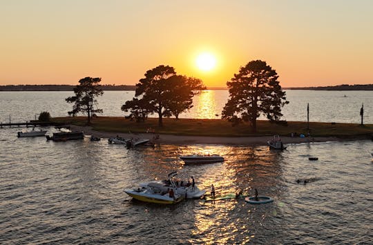 Performance Cruiser + Tubing en Lake Conroe