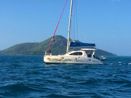 Elegant Leopard 40 Catamaran - Perfect for Seychelles Adventures