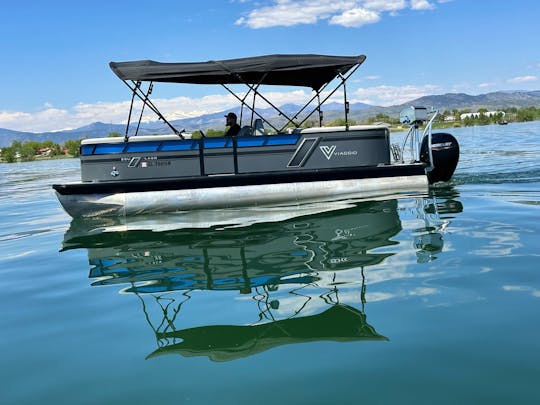 Pontoon Boat Viaggio Lago L22U Rental in Loveland, Colorado