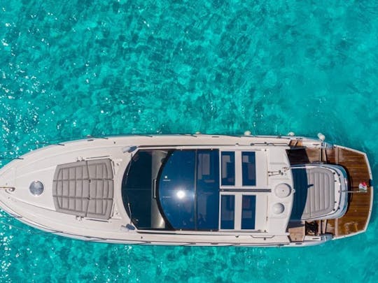 Incroyable SUNSEEKER 55 pieds + jet ski (1 heure)