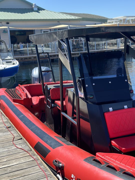 Barco deportivo RIB de crucero de 26 pies en Lake Pleasant