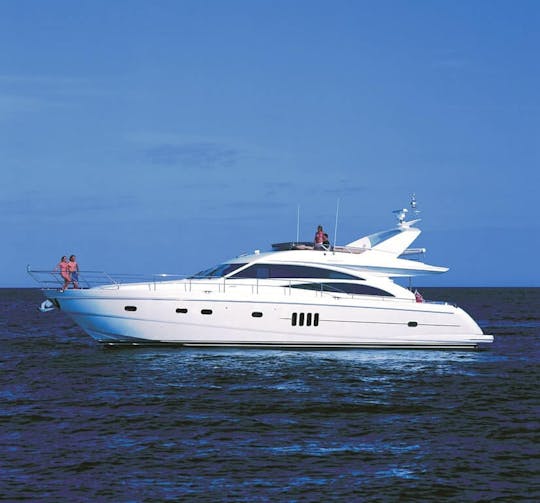 Princess 67 Flybridge - Luxury charter superyacht in London