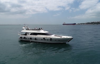 Daily privat yacht tour Istanbul