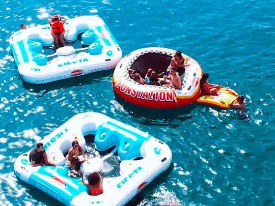 Excursion en catamaran à moteur de 48 pieds à Taboga pour 20 personnes !