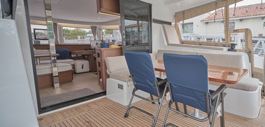 42' Luxurious LAGOON for charter in Newport Beach (MAP: 2022-32 )