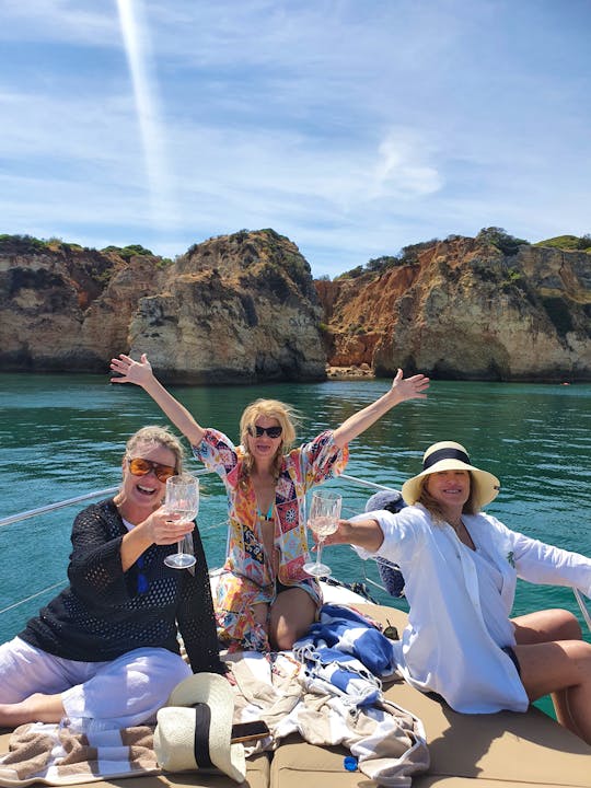 Morning or Afternoon tour of Ponte de Piedade, coast and caves