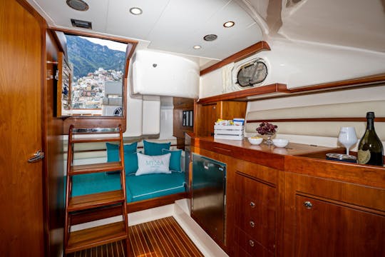 Luxury Motor Yacht Positano: Aprea Mare 38