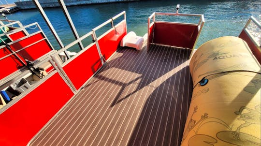 26ft - 15 passenger - Boat w/Slide - LOUD stereo - Named Seas The Day
