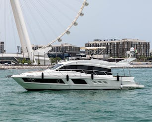 Le méga-yacht Majesty Power de 48 pieds le plus confortable de Dubaï