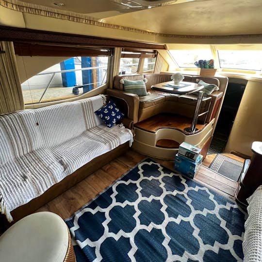 Captained Luxury Party Yacht up to 13 Guests in Miami Beach
