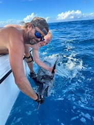 Carta de pesca profissional em Rincon para Mahi, Wahoo, Tuna, Marlin e muito mais.