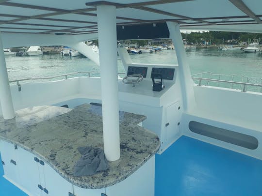 Catamarã aberto em La Romana, Casa de Campo