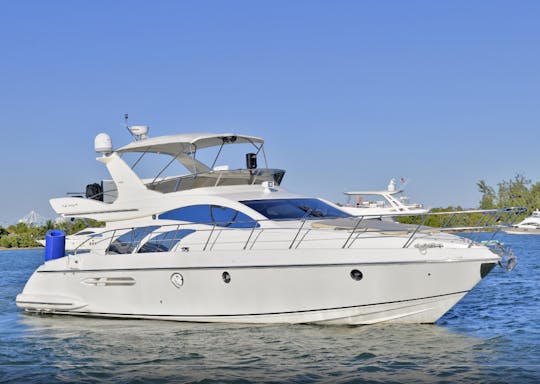 Yacht Dolce Vita Azimut de 60 pieds à Miami