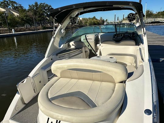 Beautiful Luxury/Sport 28' Chaparral w/Cubby Cabin & Captain Provided