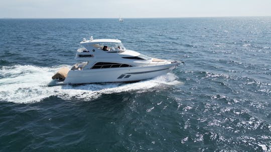 Yacht Marquis de 55 pieds de luxe ultime avec flybridge 