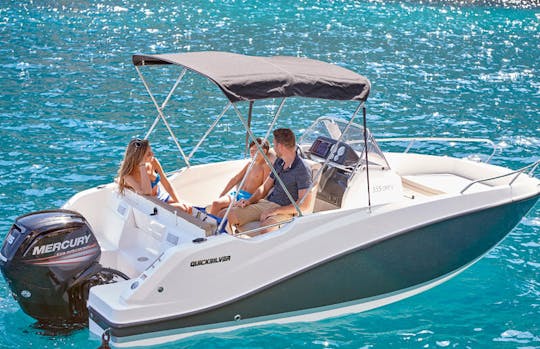 Quicksilver 555 open est actif chez Rock my boat à Rhodes