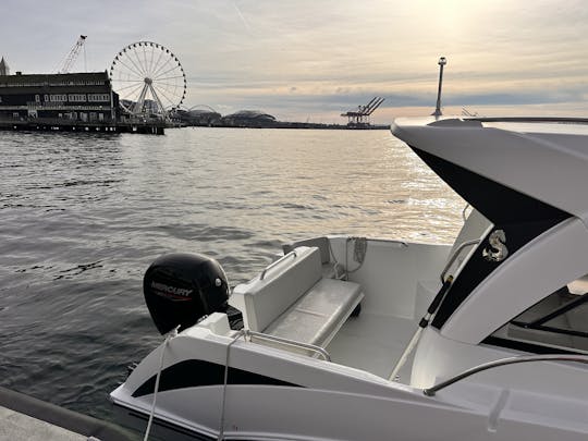 Croisière sportive à cabine Beneteau de 24 pieds sur le lac Washington ou le Puget Sound