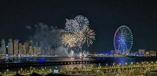 FÊTEZ LE NOUVEL AN, MÊME 2025, FEUX D'ARTIFICE, ADMIREZ ATLANTIS|BURJ AL ARAB|AIN WHEEL|JBR