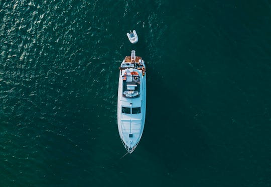 Yacht Raffaelli Storm S Charter in Bari, Puglia