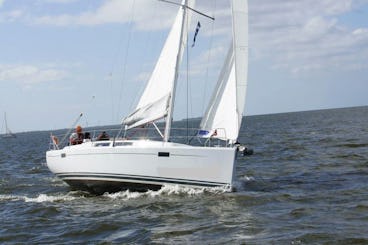 El mejor alquiler de veleros Hanse 385 en Pula