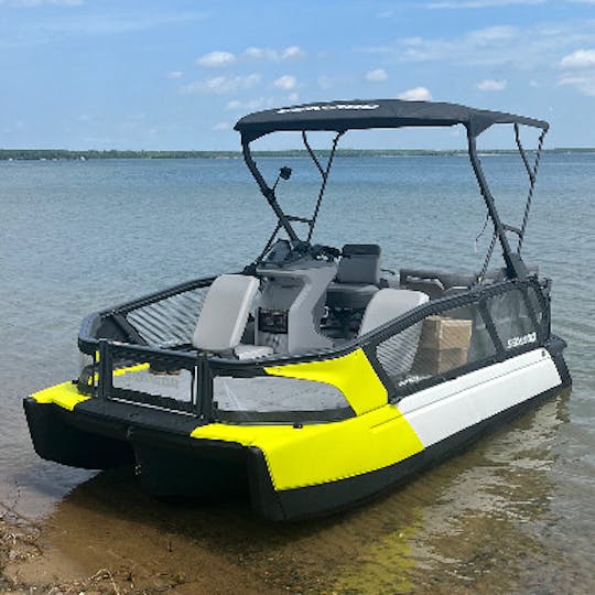 2023 18ft Sea-Doo Switch Powered By 230 Hp Engine